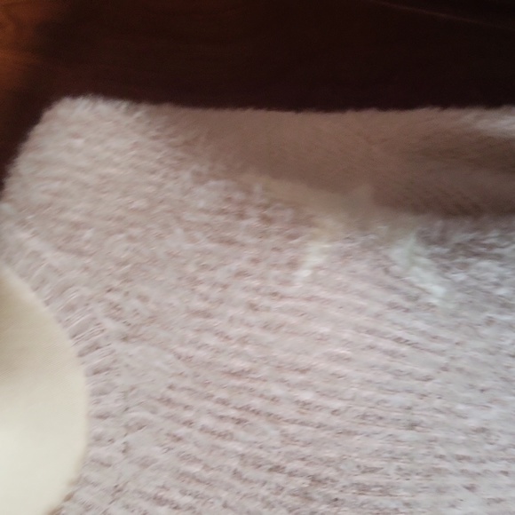 Light blush sweater tunic/dress with stars by LE LIS - Picture 3 of 9